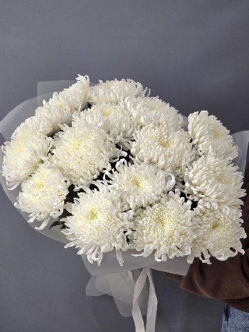 Букет с хризантемами &laquo;Приятная встреча&raquo; от интернет-магазина цветов в Красноярске