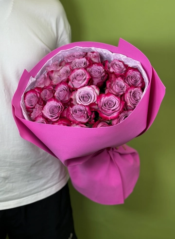 Букет из 25 роз от интернет-магазина цветов в 